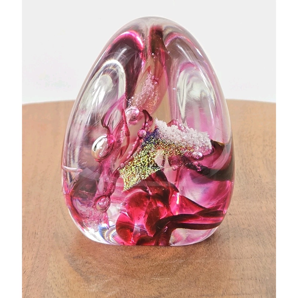 Michelle Kaptur Hand Blown Art Glass Cranberry Pink Paperweight Figurine‎ Signed